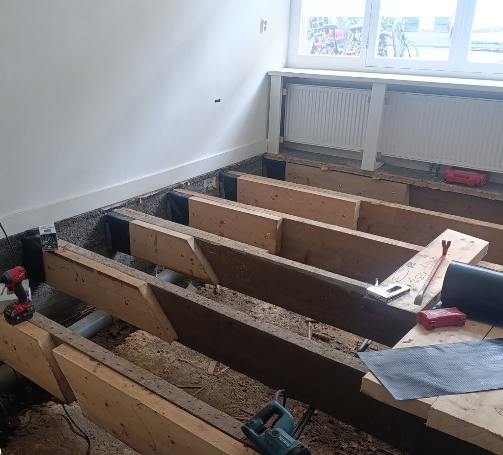 Constructief herstel houten balken